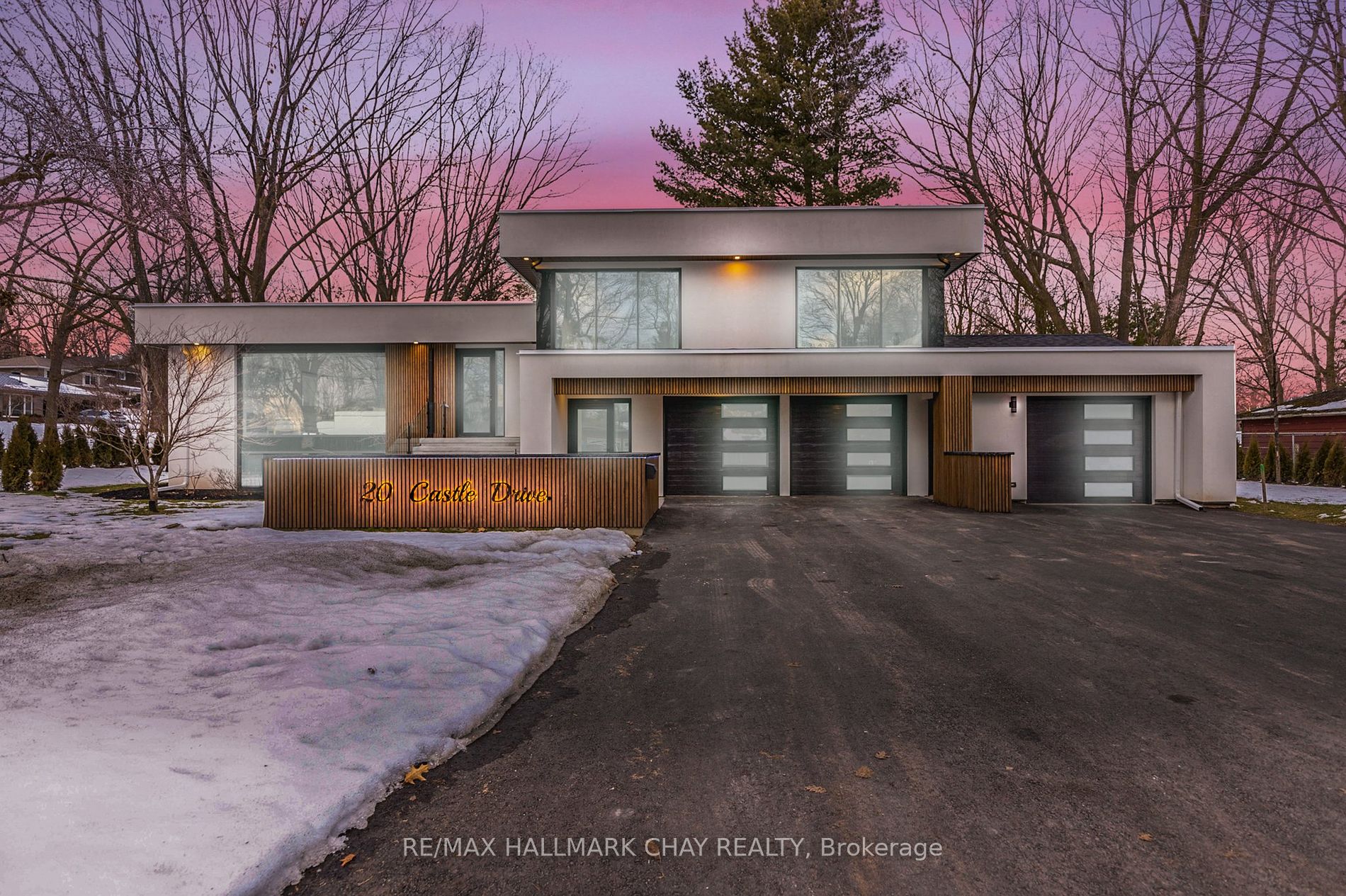 20 Castle Drive