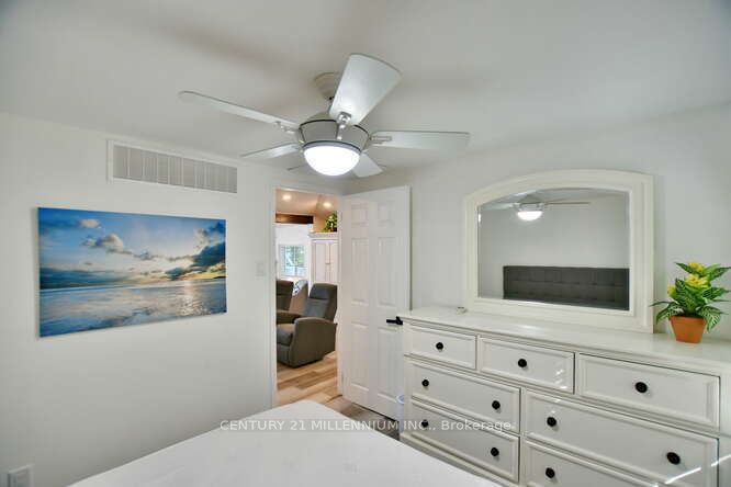 26 Farlain Lake Road E