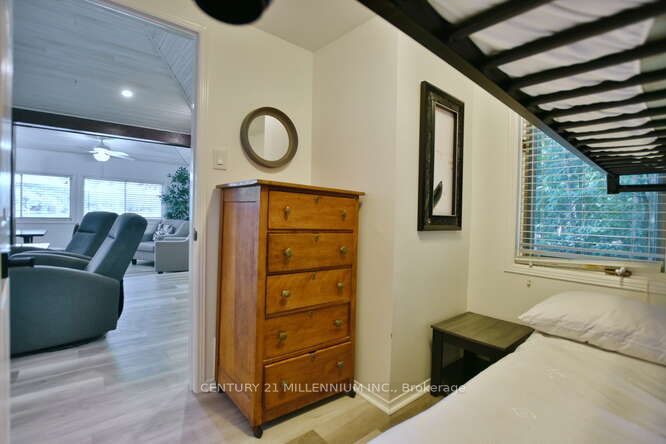 26 Farlain Lake Road E
