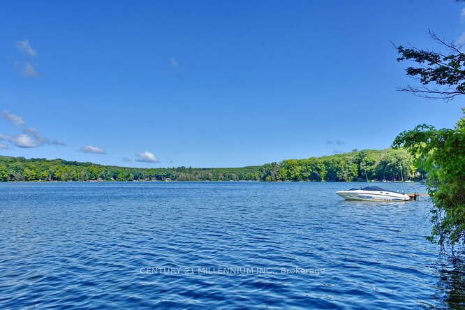 26 Farlain Lake Road E