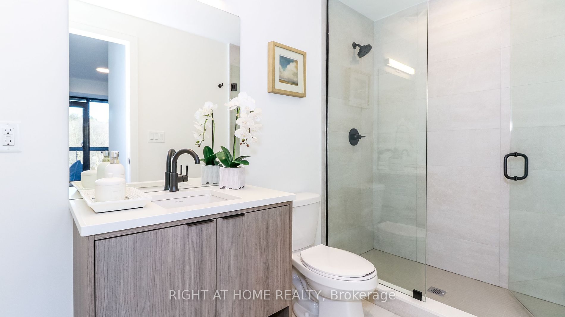185 Dunlop Street E, #515