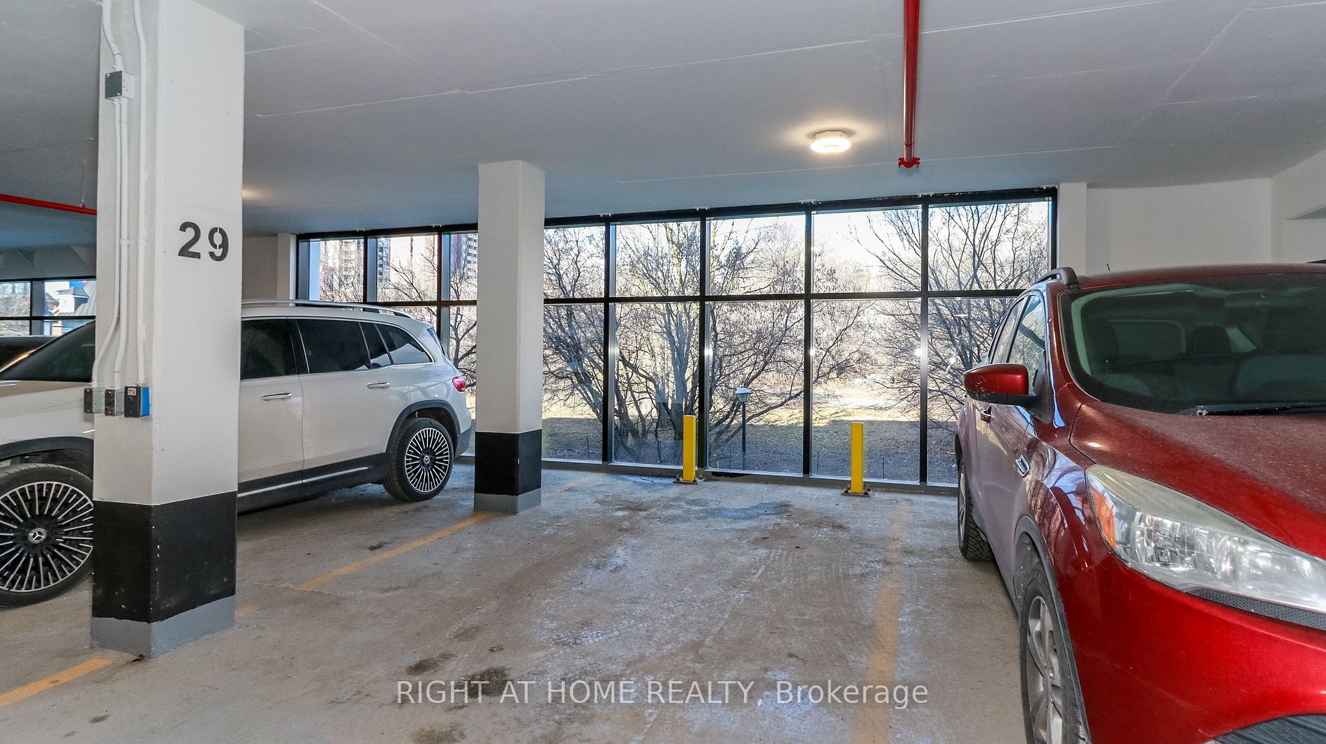 185 Dunlop Street E, #515