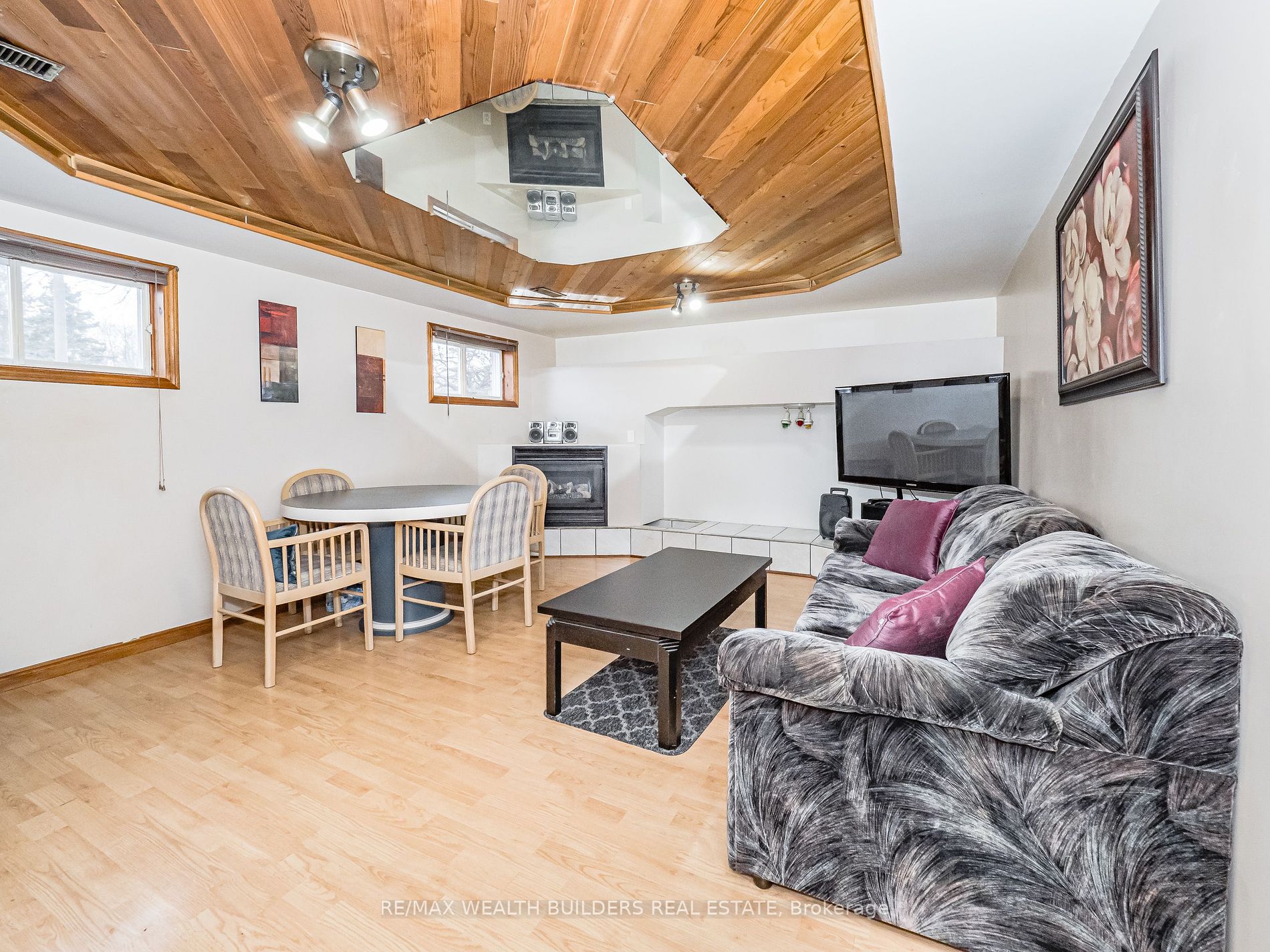 8 Gaudaur Court