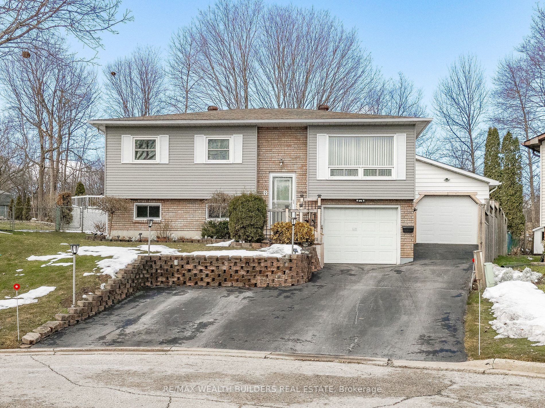 8 Gaudaur Court