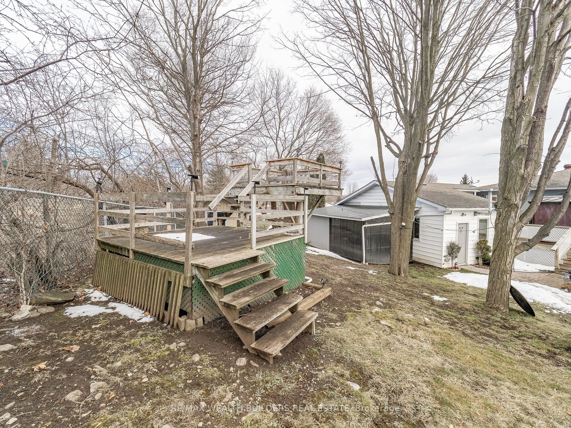 8 Gaudaur Court