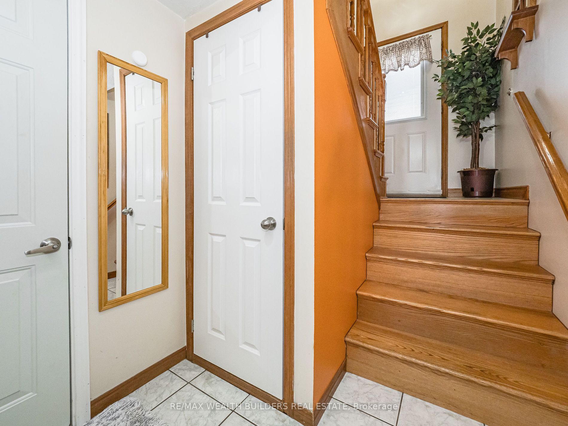 8 Gaudaur Court