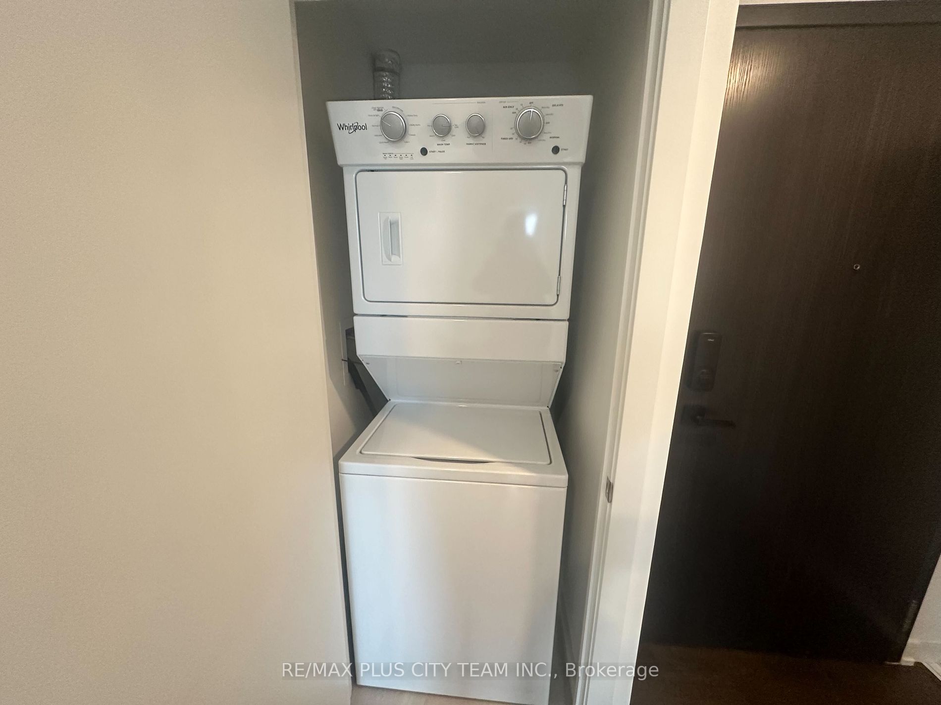 56 Lakeside Terrace, #405