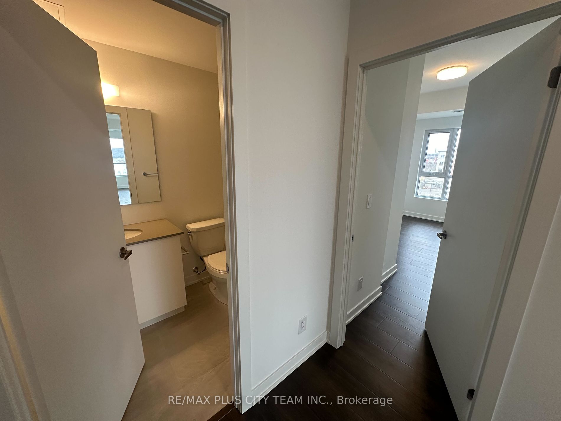 56 Lakeside Terrace, #405