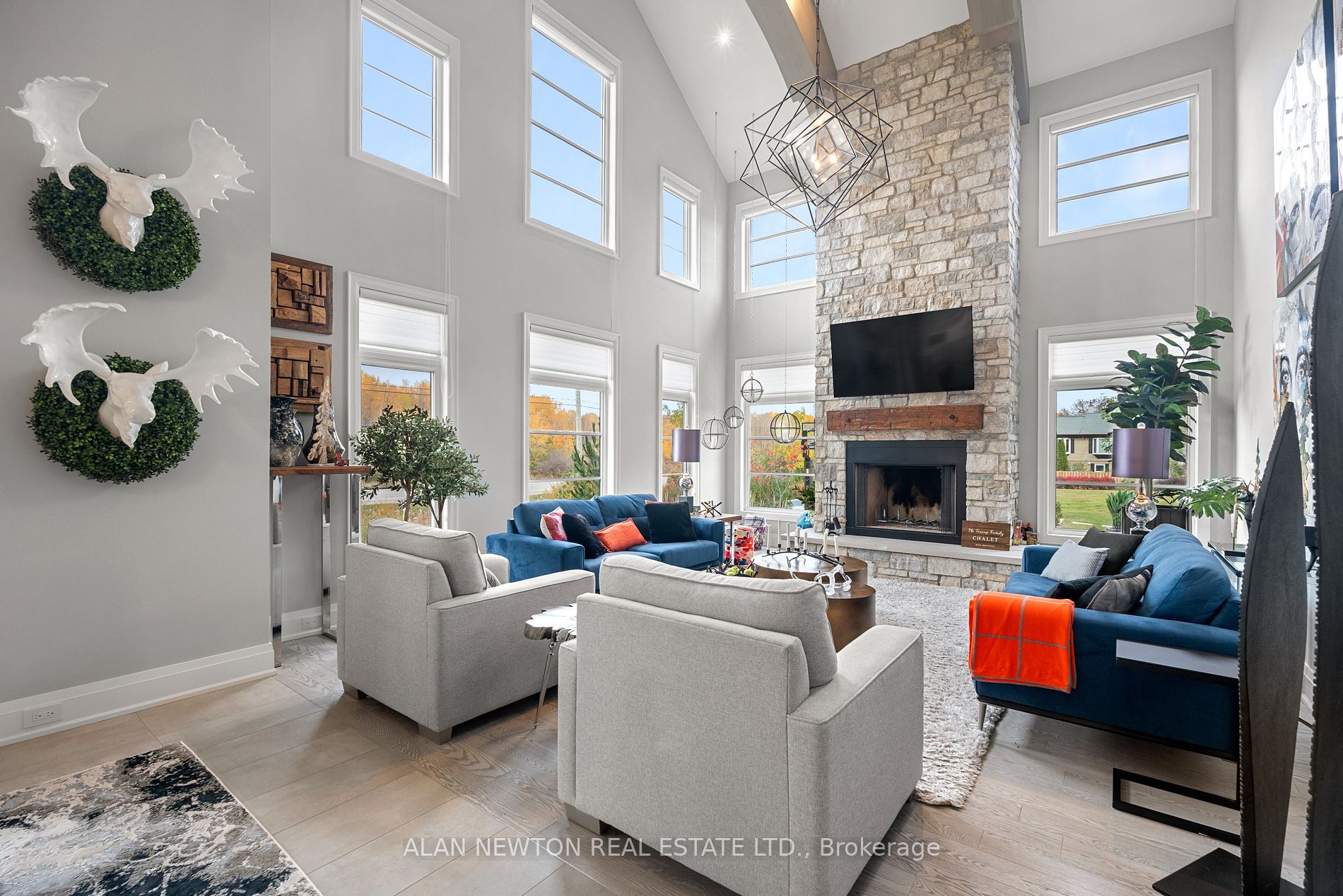 16 Windrose Valley Blvd
