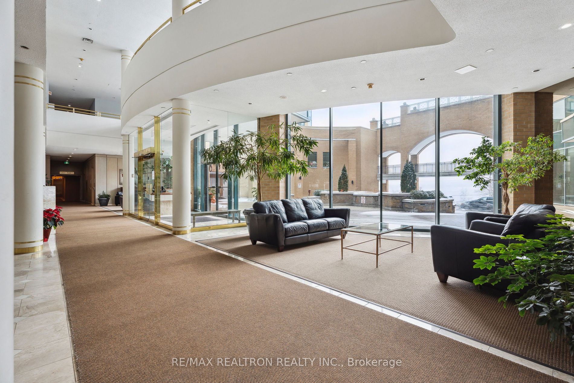 140 Dunlop Street E, #303