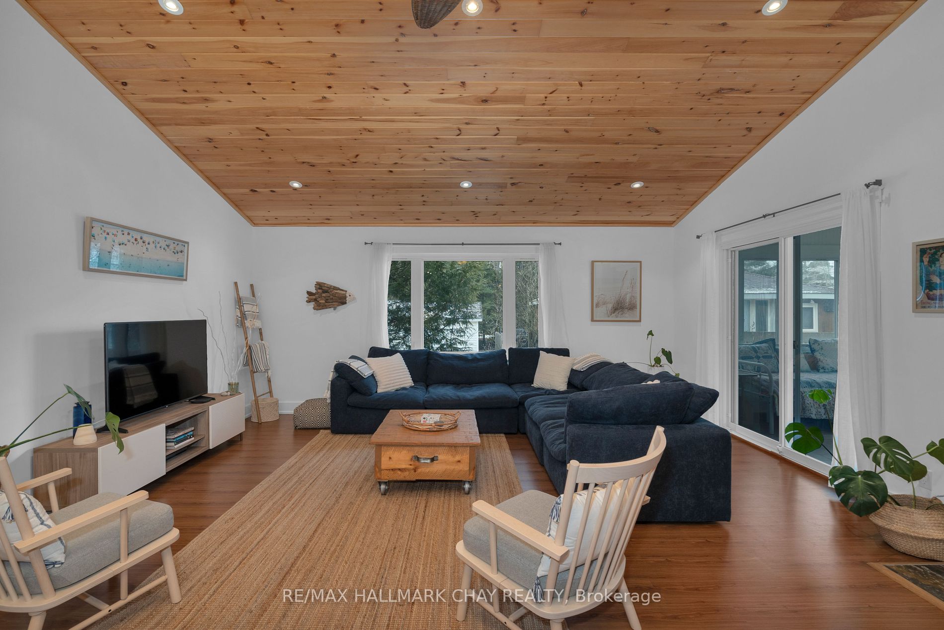 4 Pioneer Drive