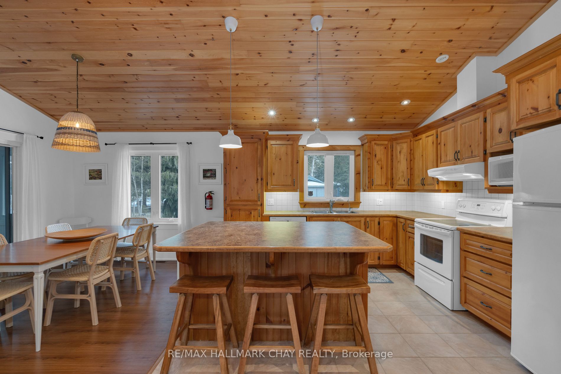 4 Pioneer Drive