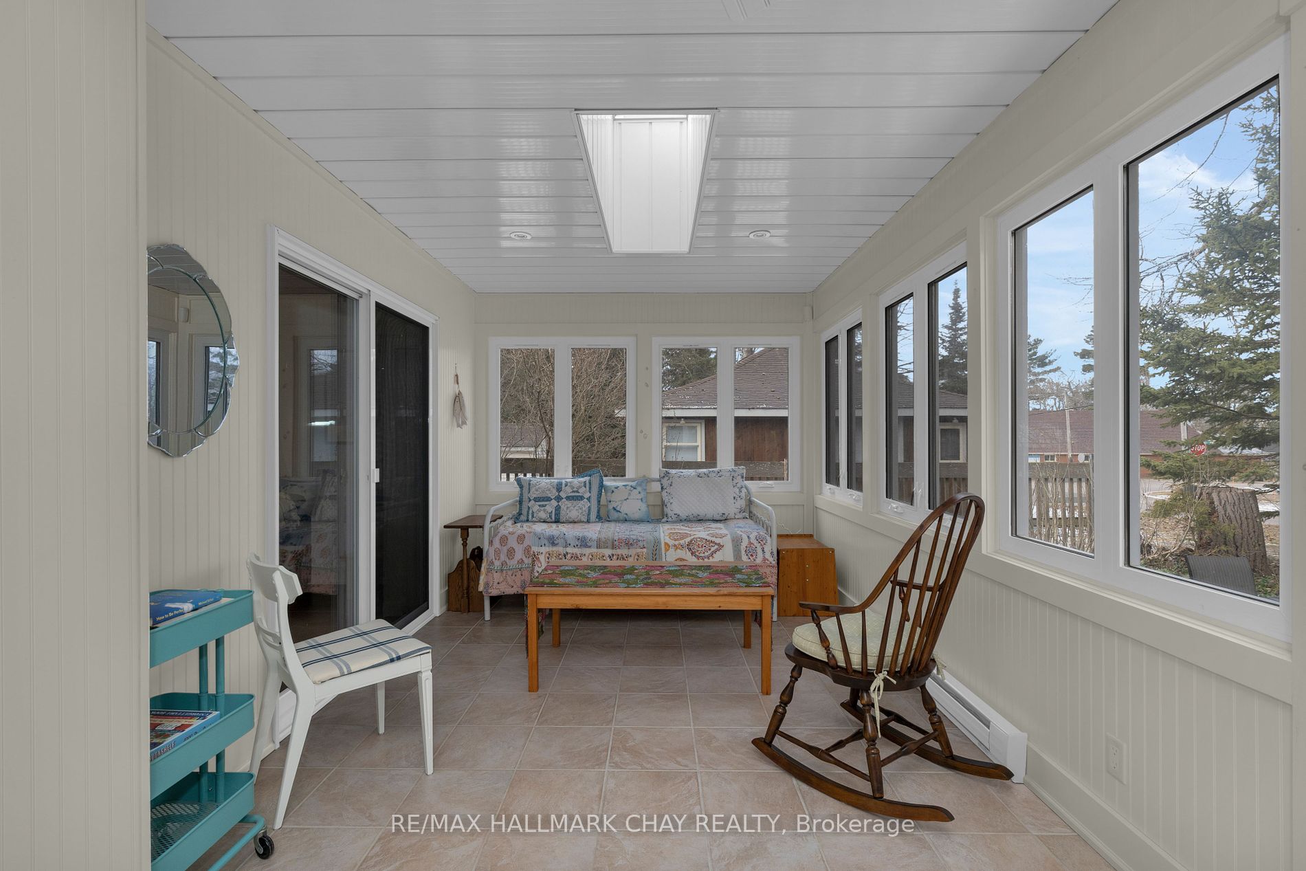 4 Pioneer Drive