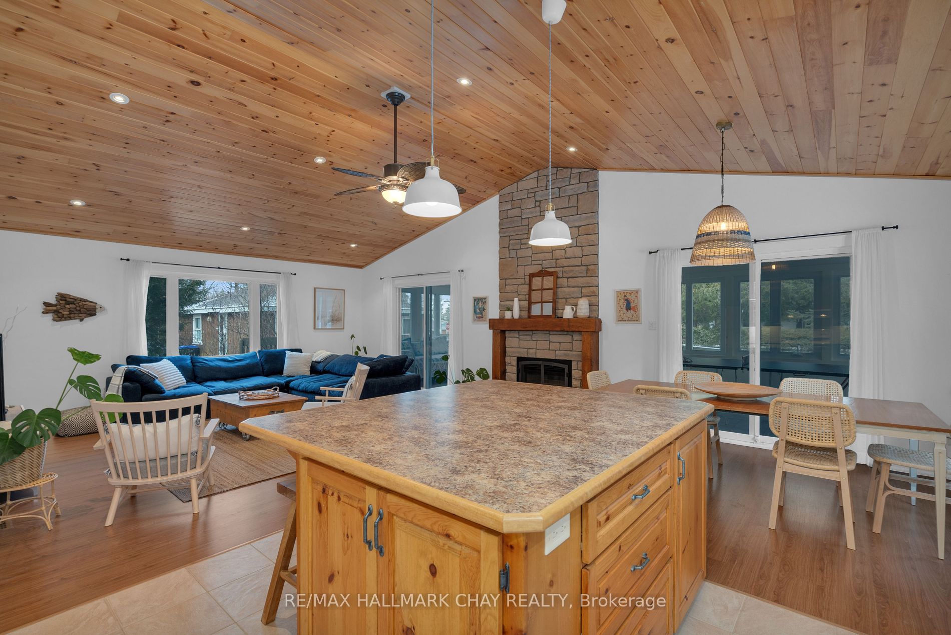 4 Pioneer Drive