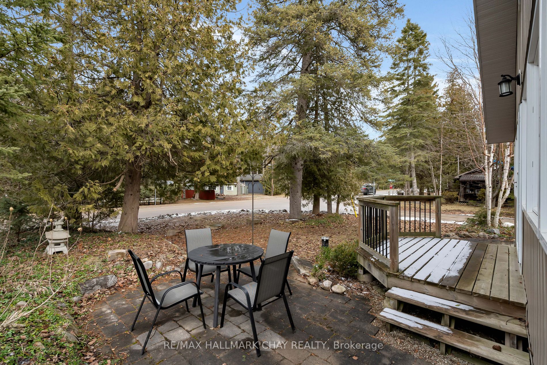 4 Pioneer Drive