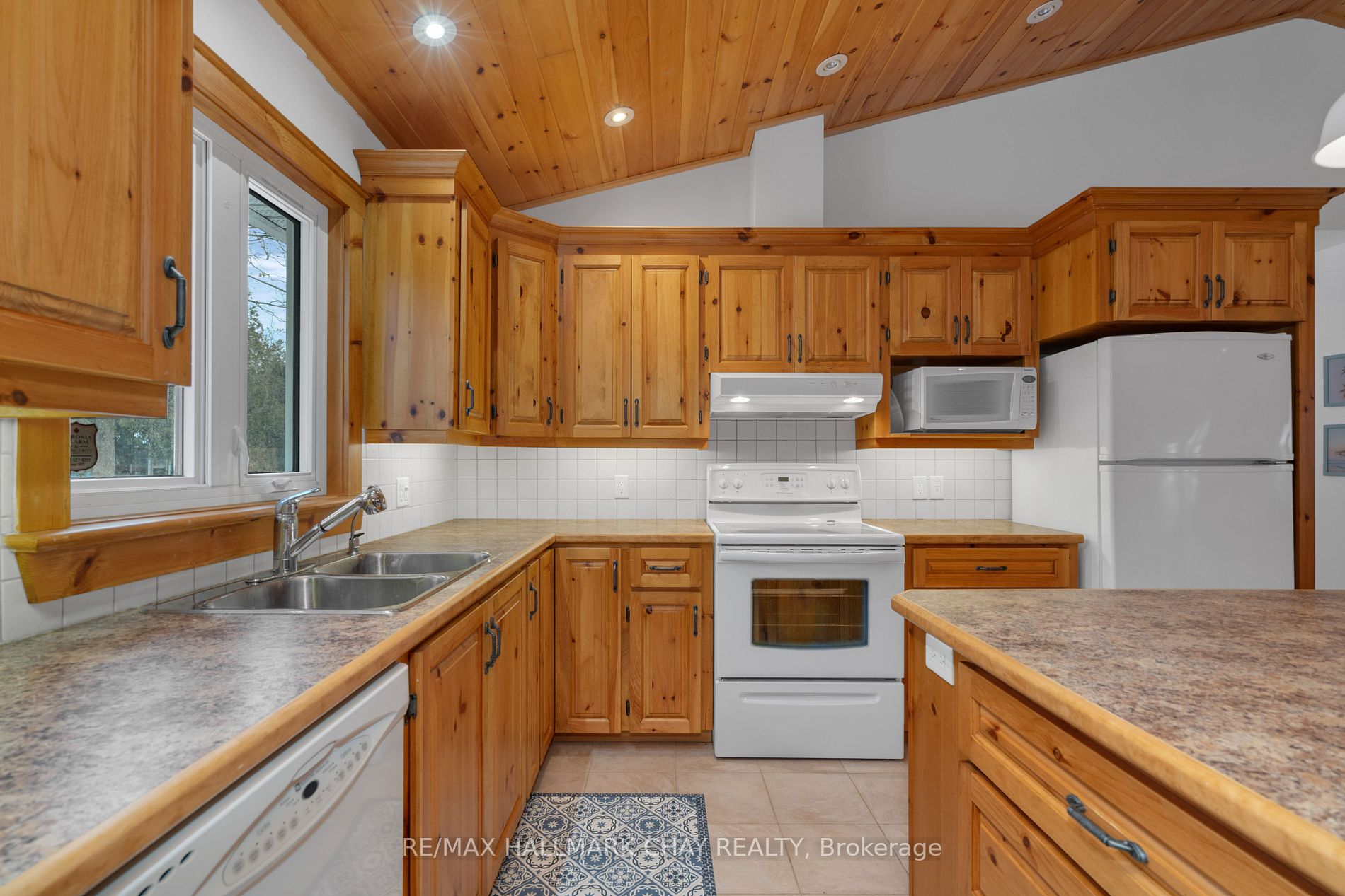 4 Pioneer Drive