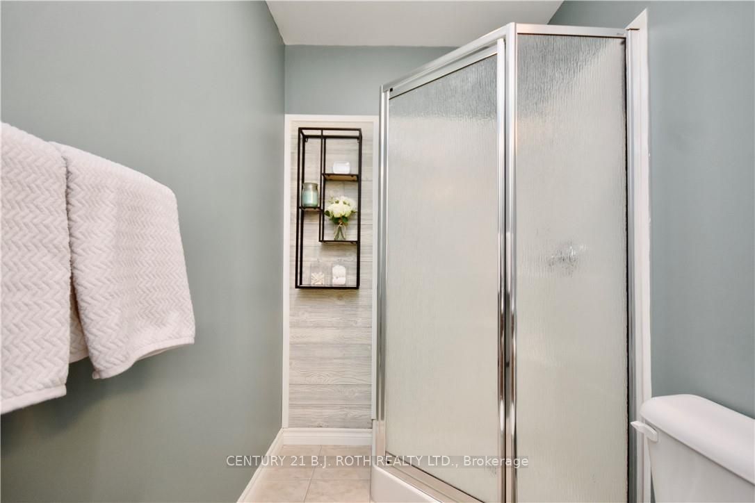 486 LACLIE Street, #412