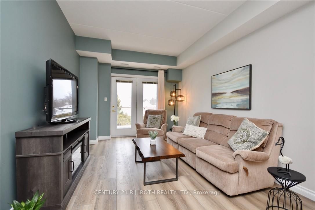 486 LACLIE Street, #412