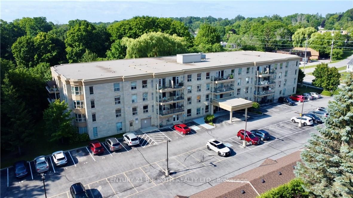 486 LACLIE Street, #412