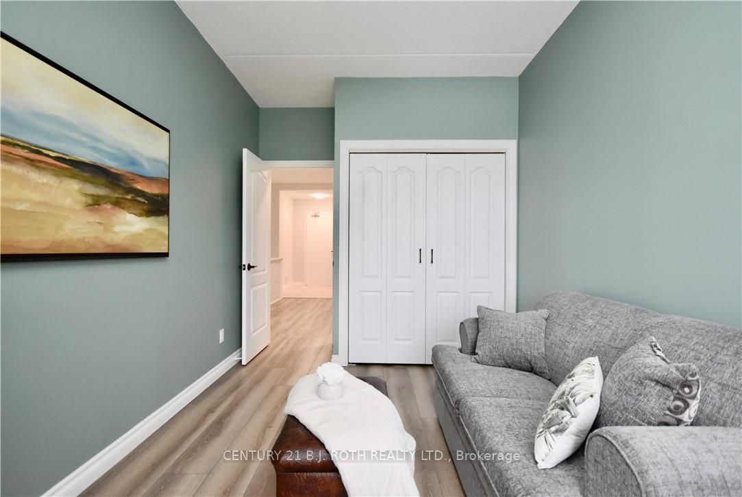 486 LACLIE Street, #412