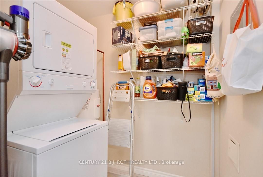 486 LACLIE Street, #412