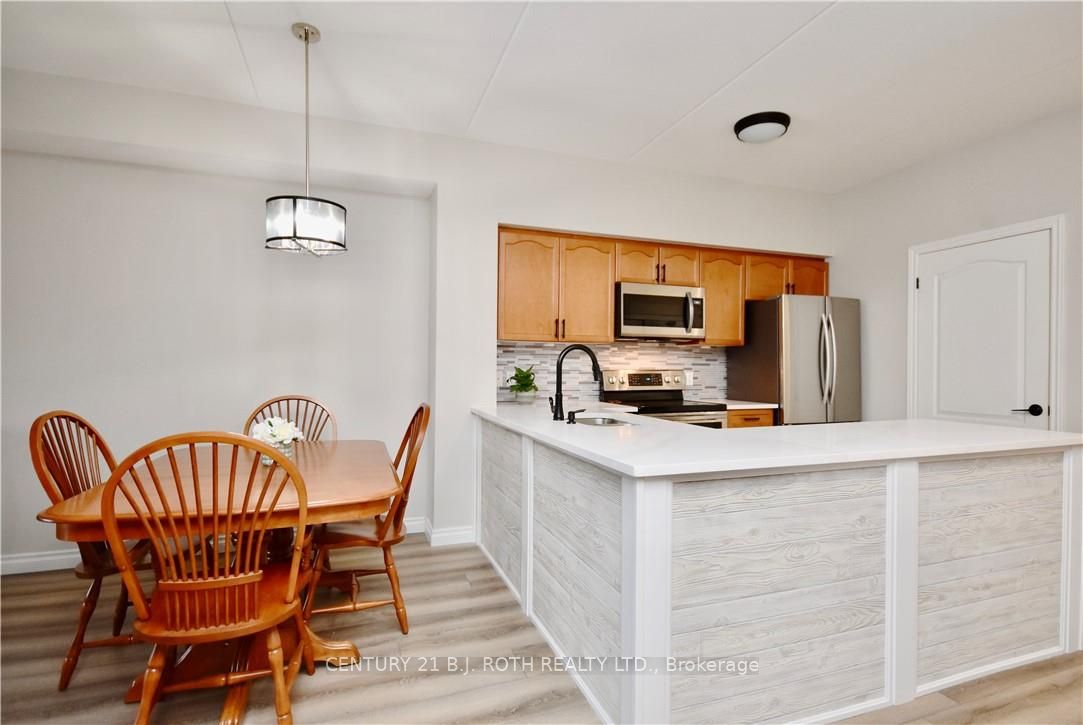 486 LACLIE Street, #412