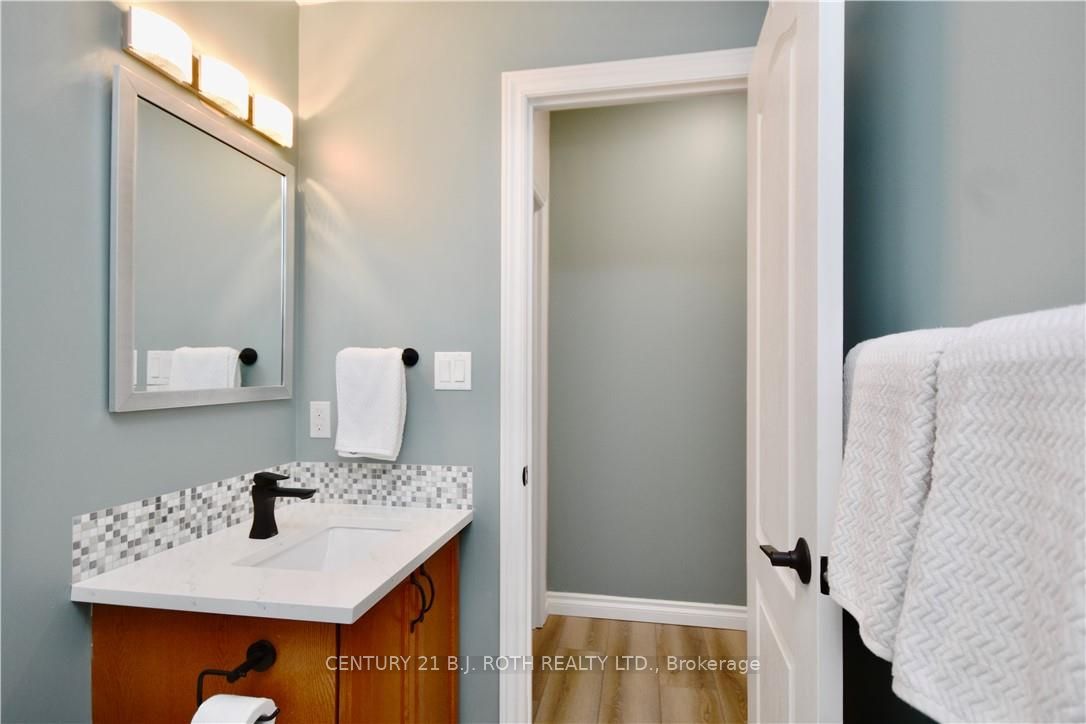 486 LACLIE Street, #412