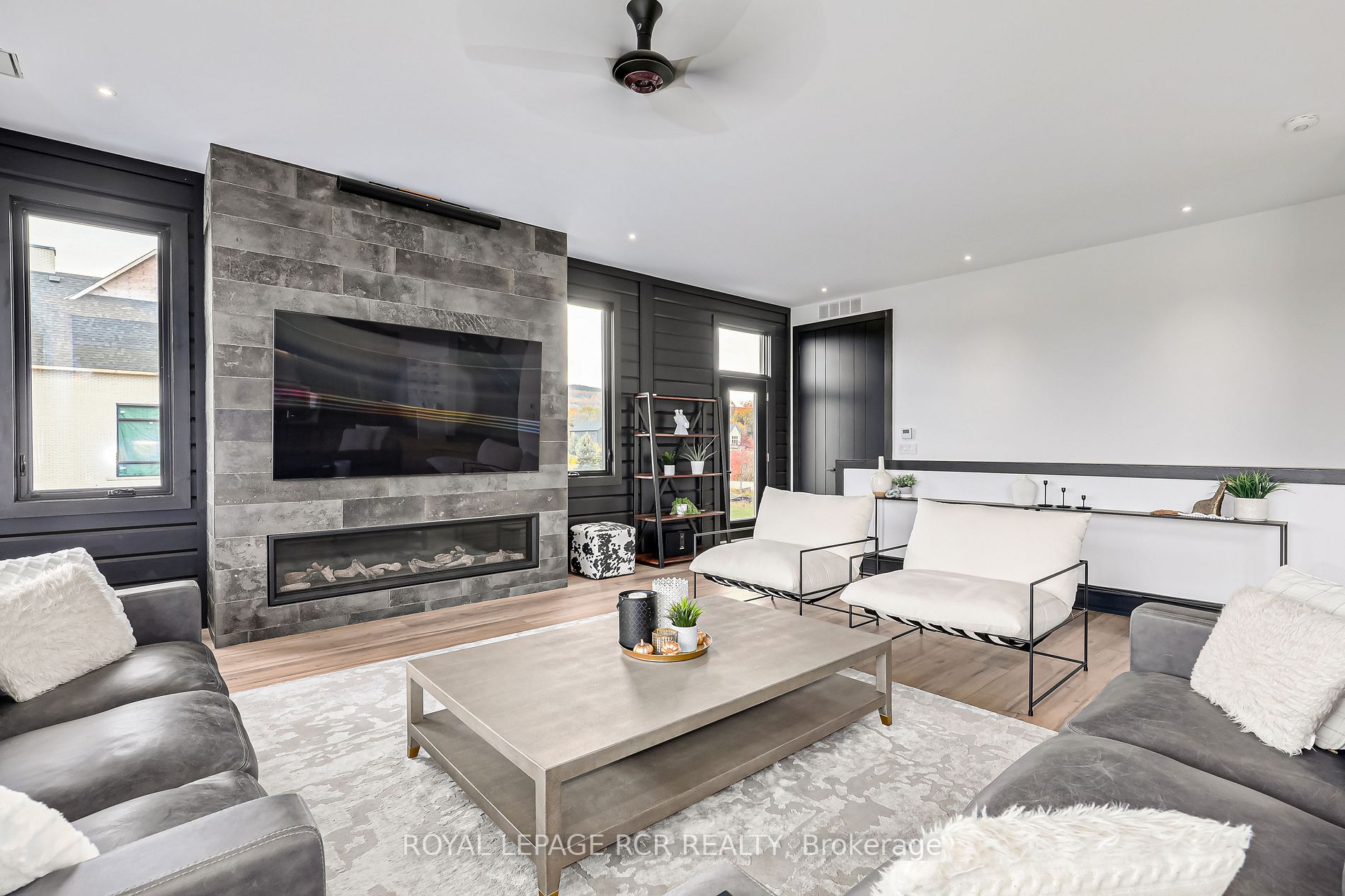 4 Raintree Court