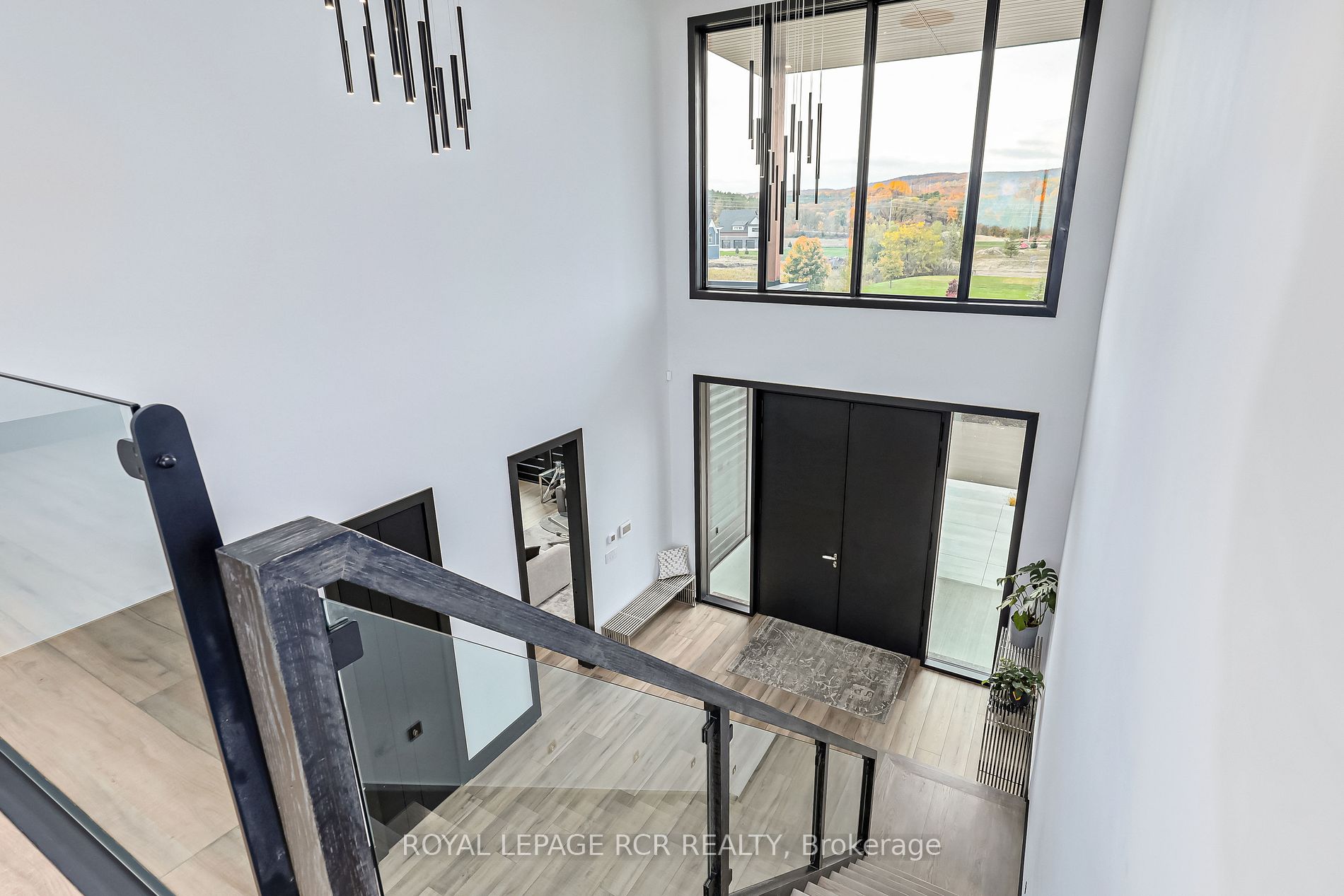 4 Raintree Court
