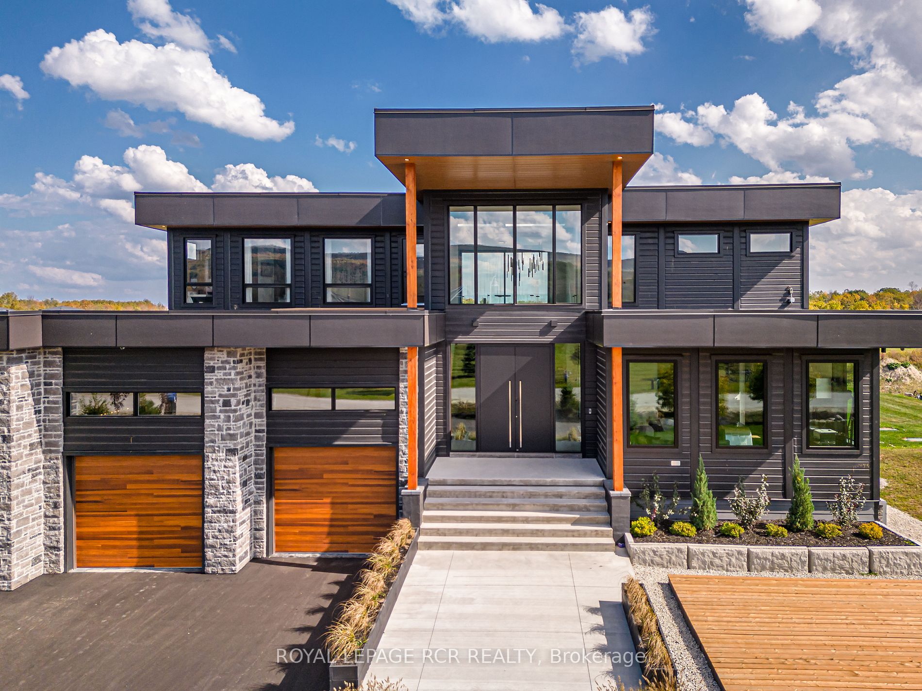 4 Raintree Court