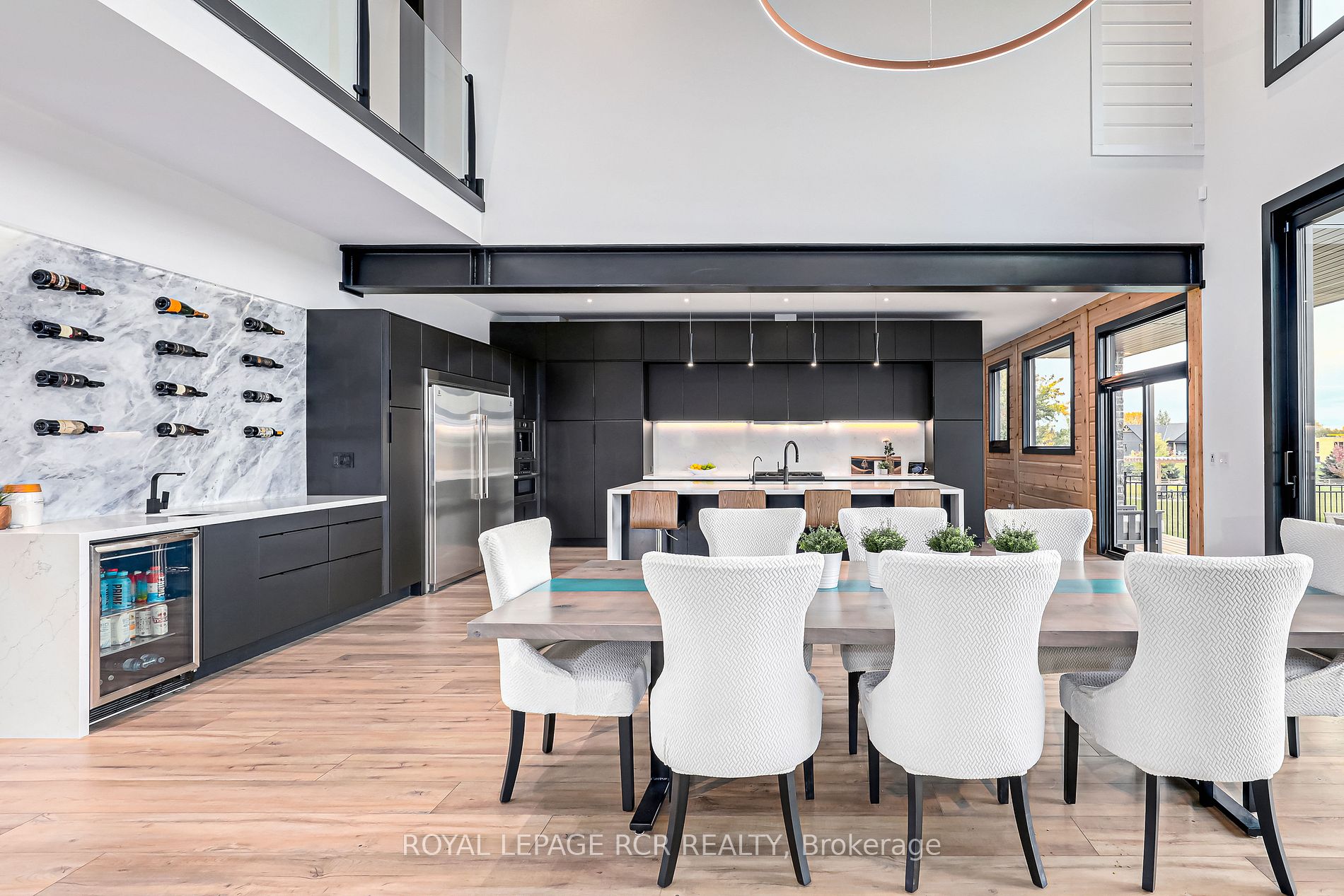 4 Raintree Court