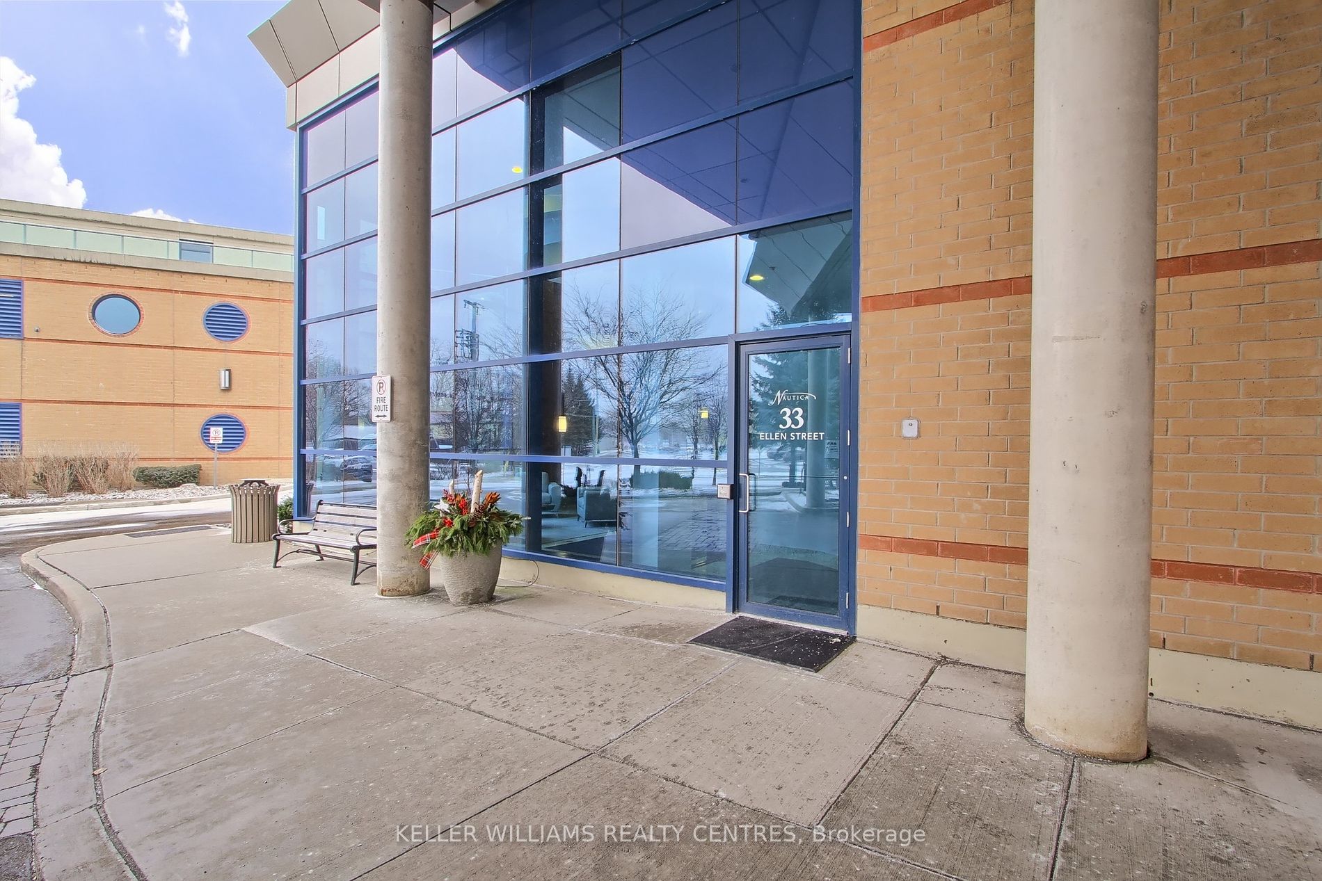 33 Ellen Street, #1104