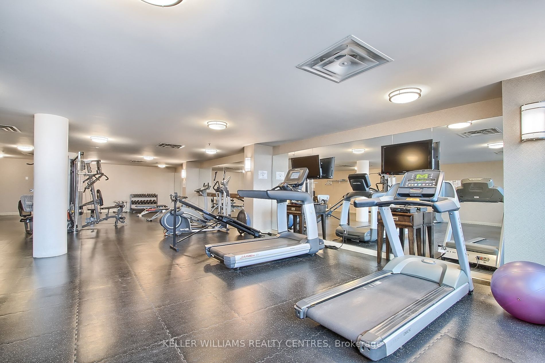 33 Ellen Street, #1104