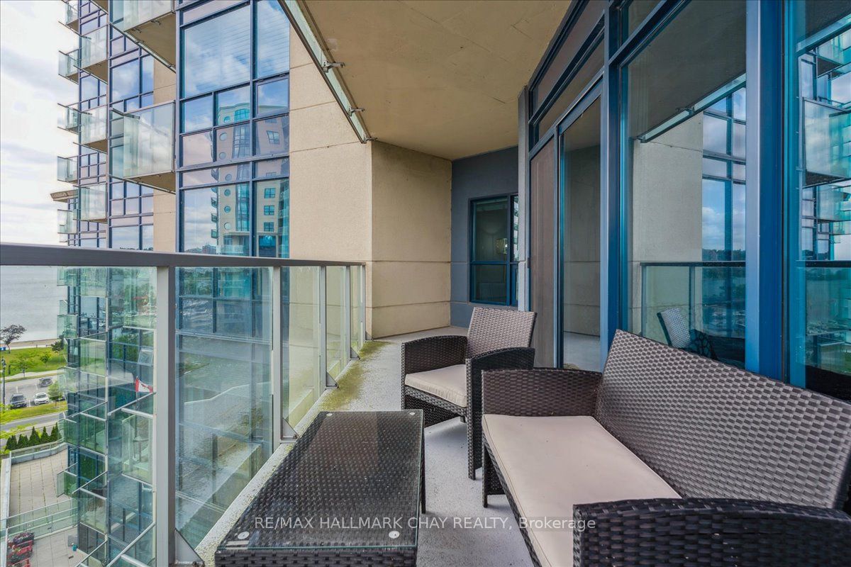 37 Ellen Street, #802