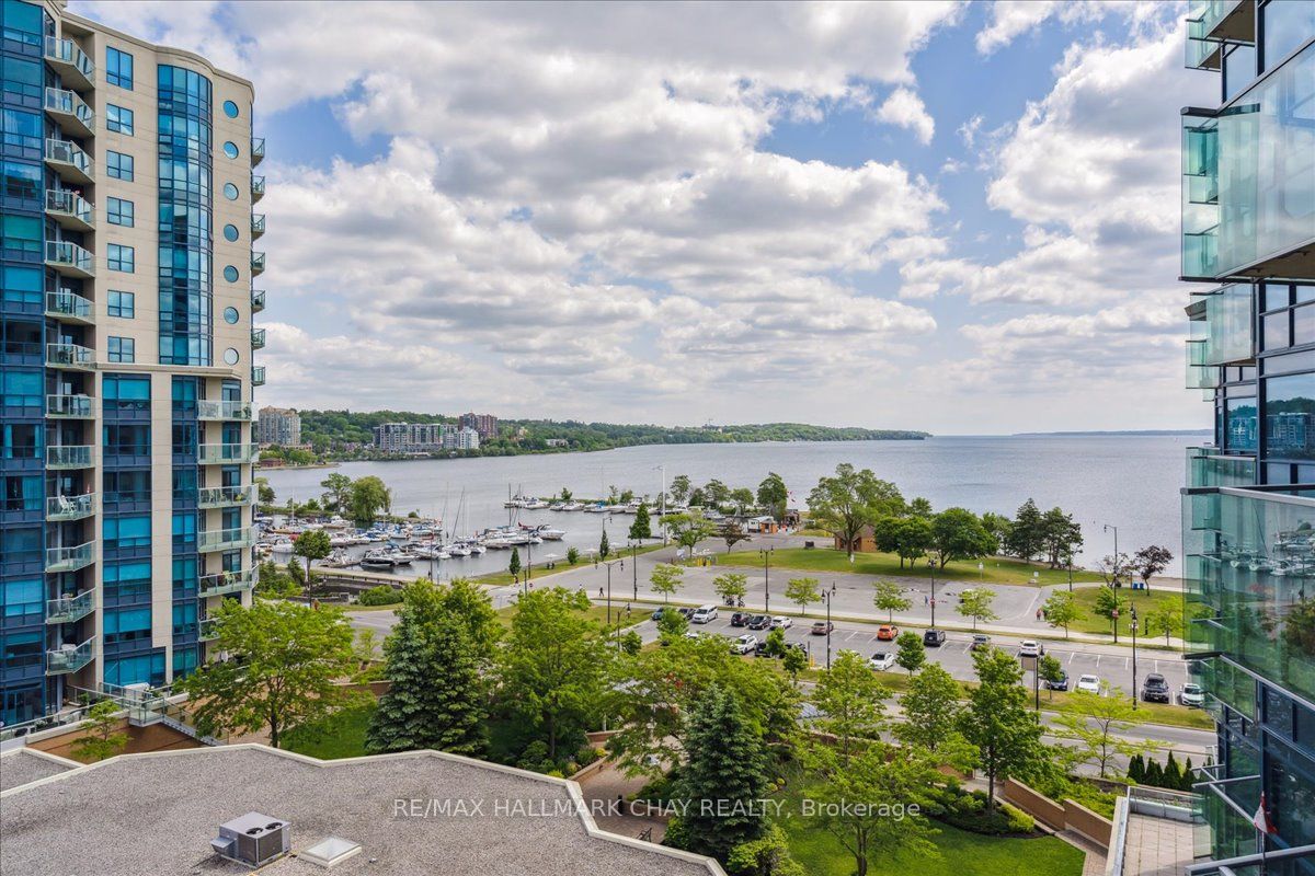 37 Ellen Street, #802