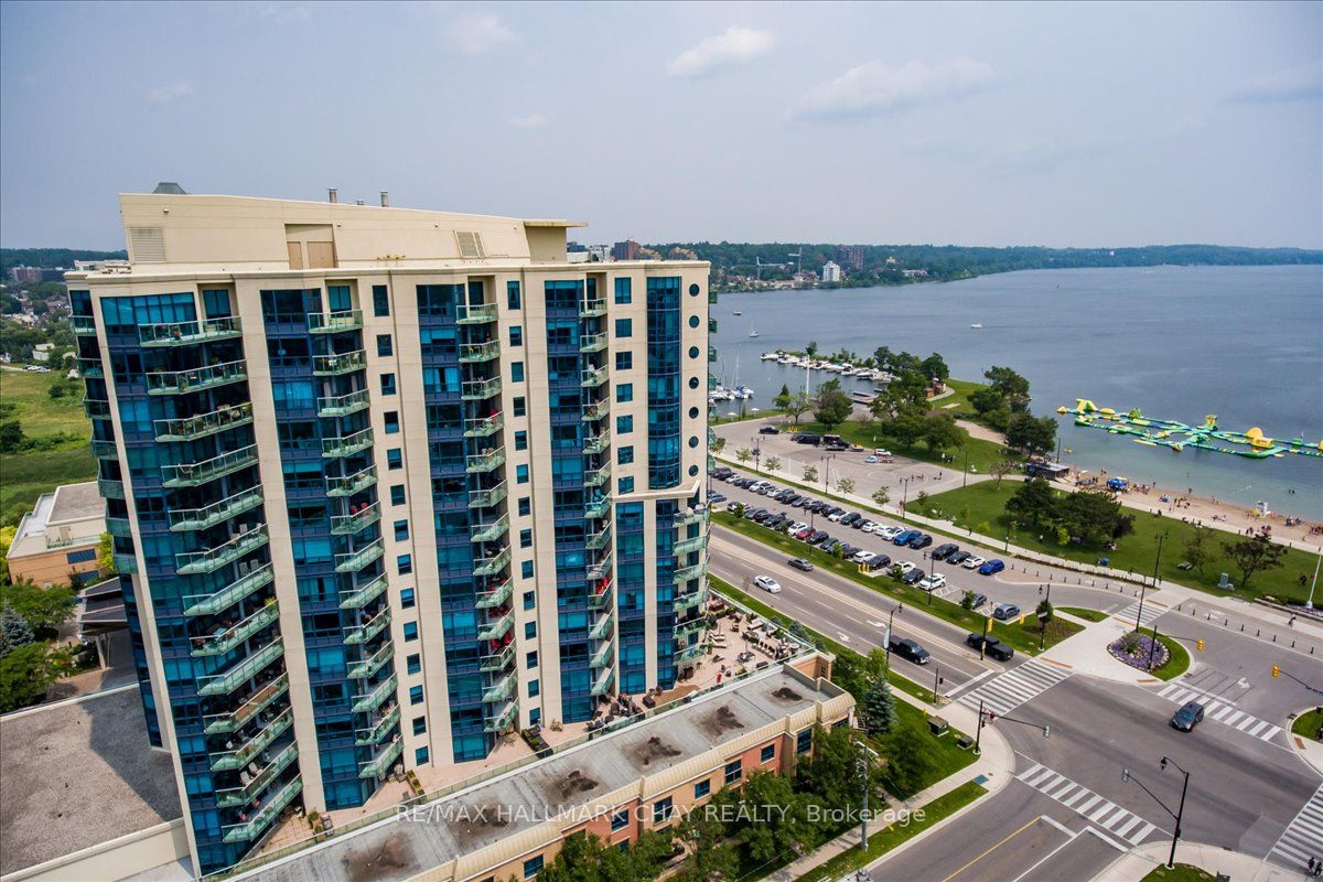 37 Ellen Street, #802