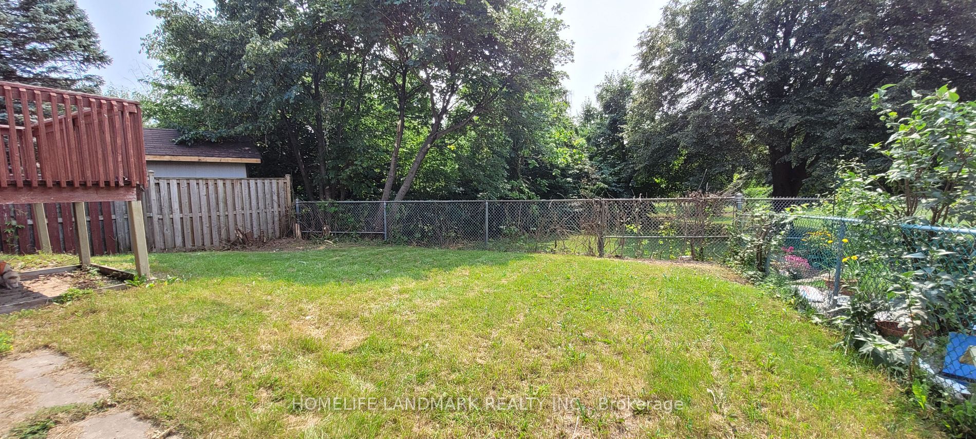 39 Bernick Dr