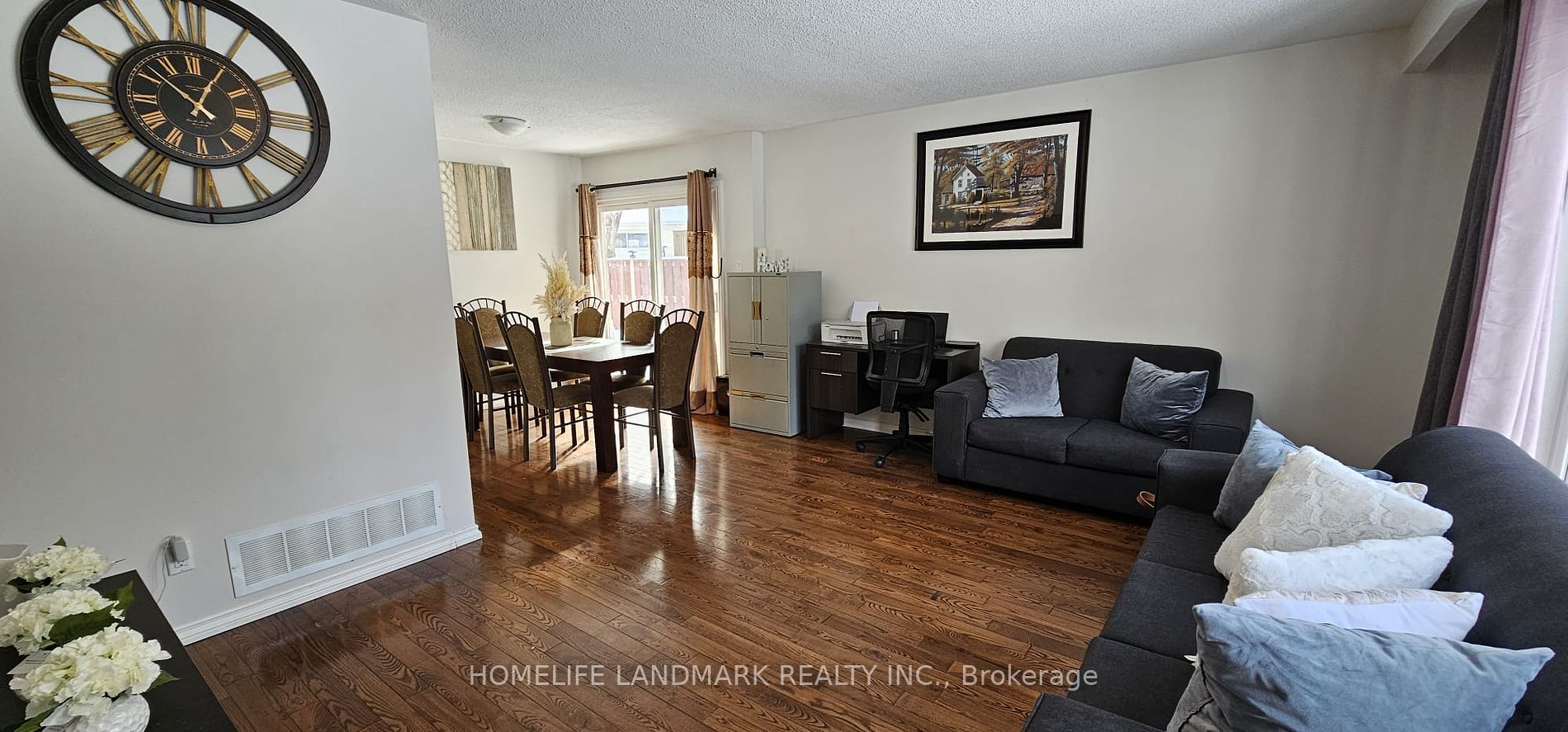 39 Bernick Dr