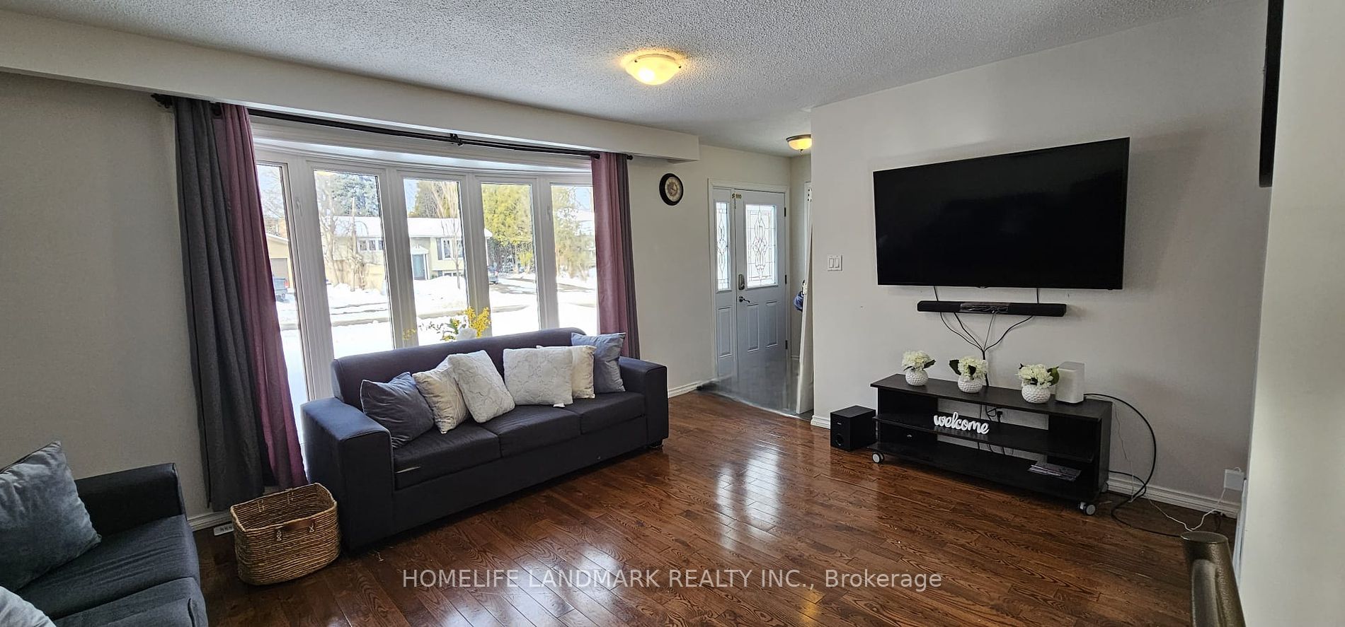 39 Bernick Dr