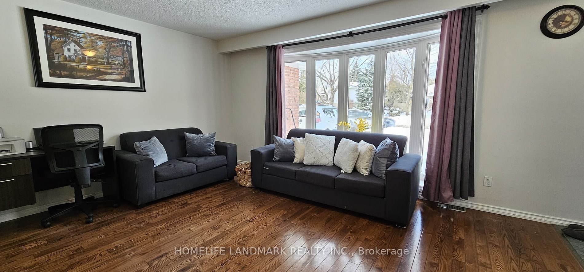 39 Bernick Dr