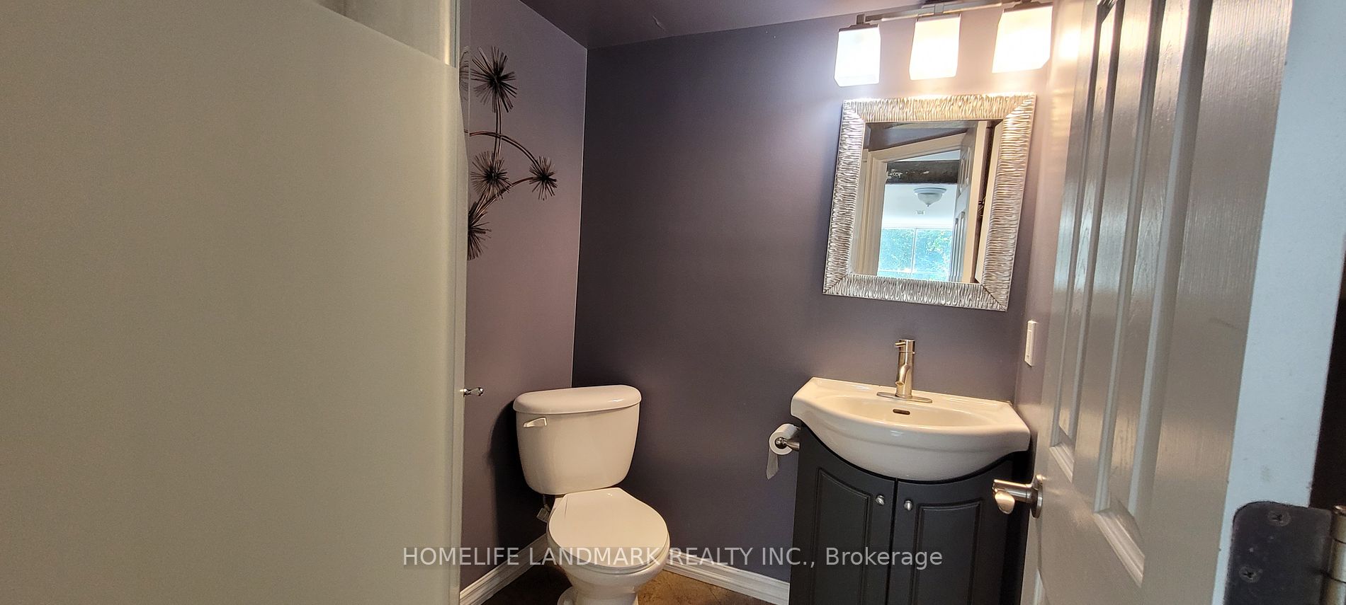 39 Bernick Dr