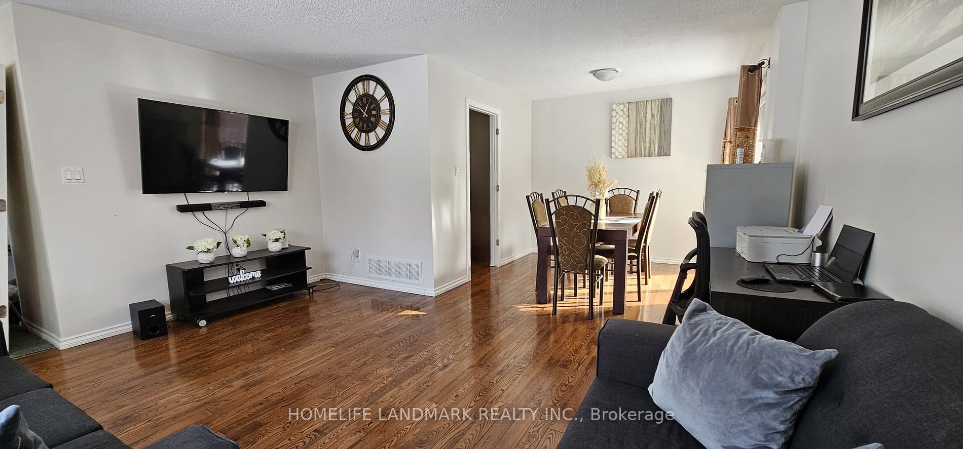 39 Bernick Dr