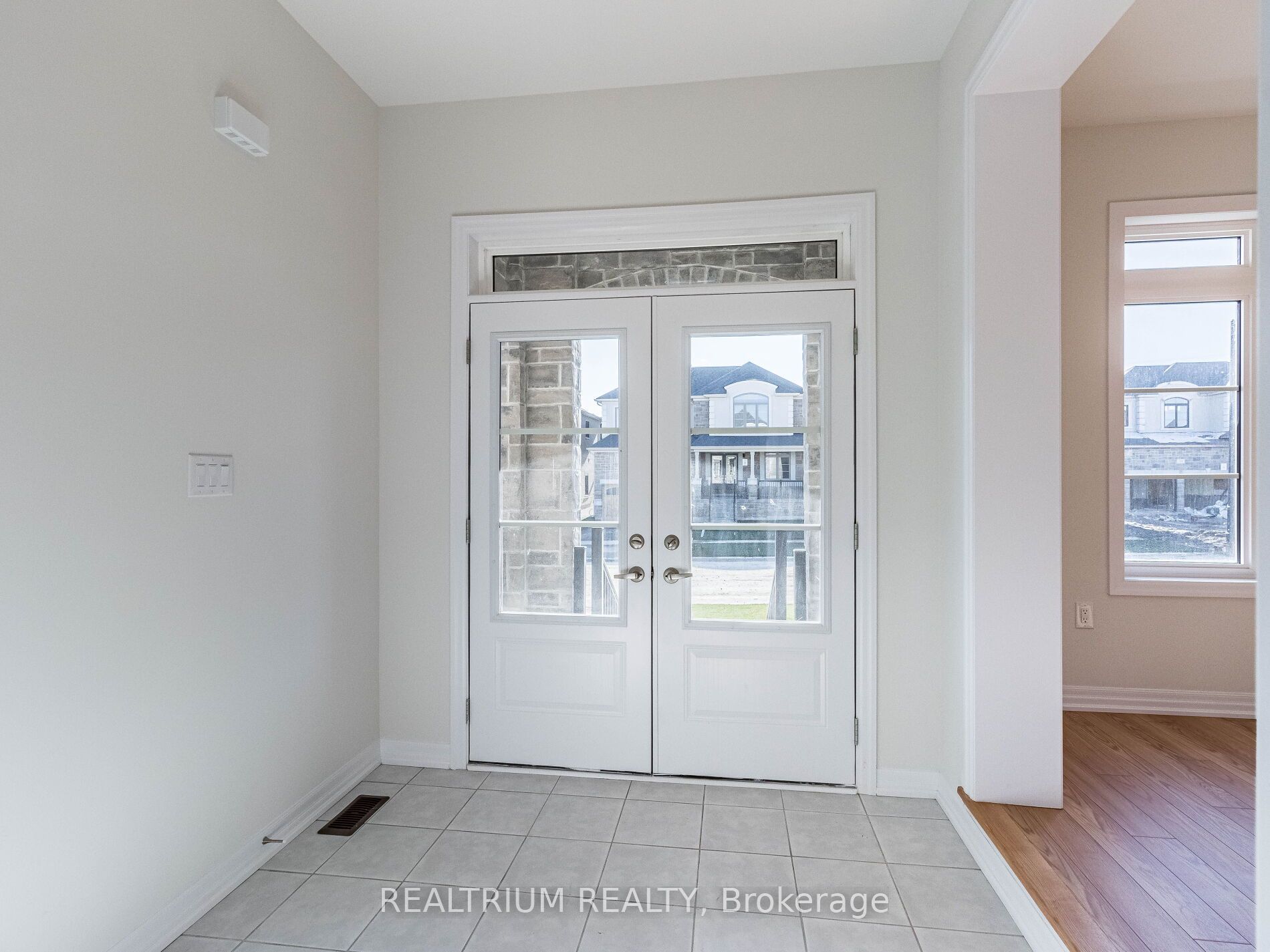 253 Warden St