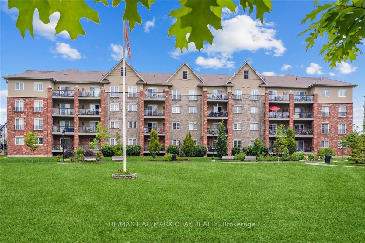 39 Ferndale Dr S, #311