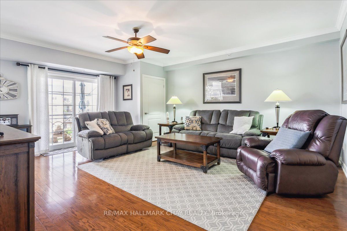 39 Ferndale Dr S, #311