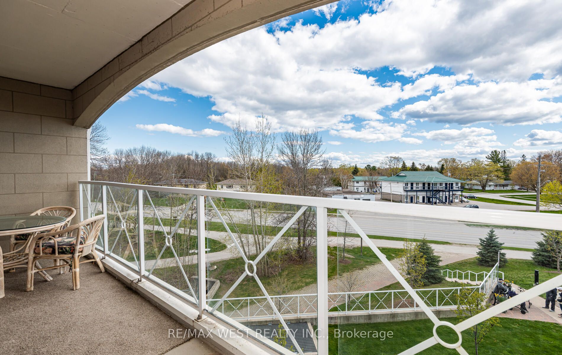 354 Atherley Rd, #313