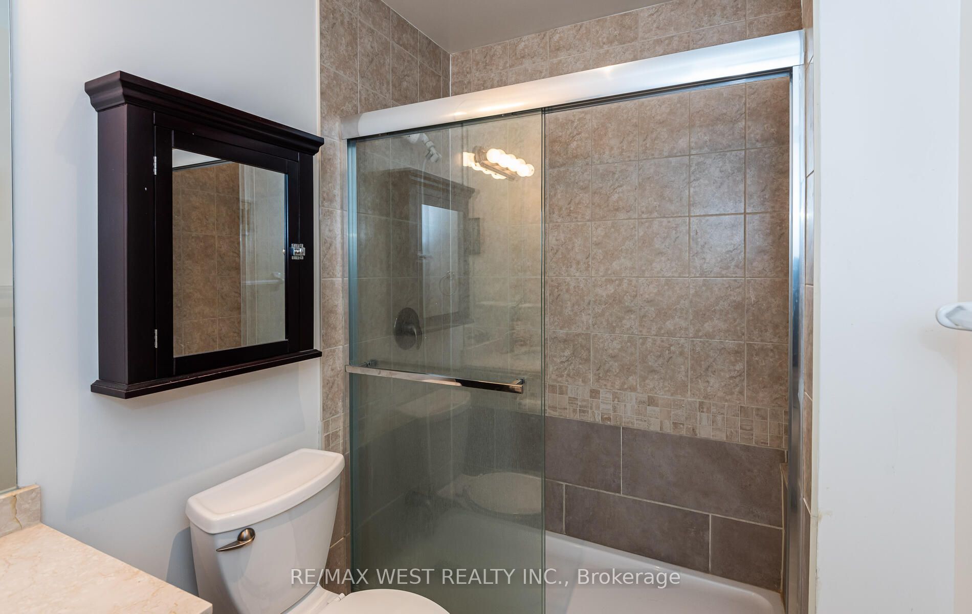 354 Atherley Rd, #313