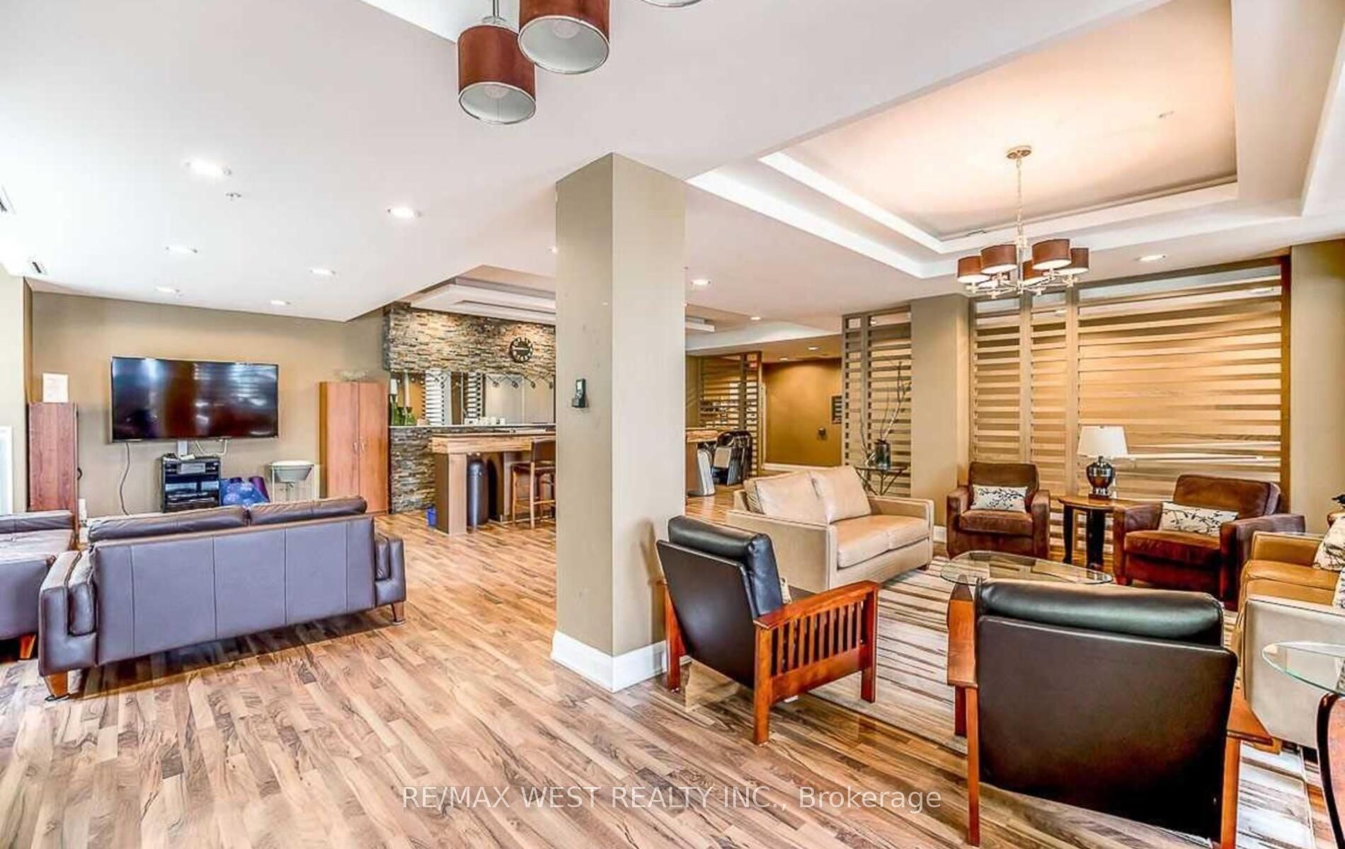 354 Atherley Rd, #313