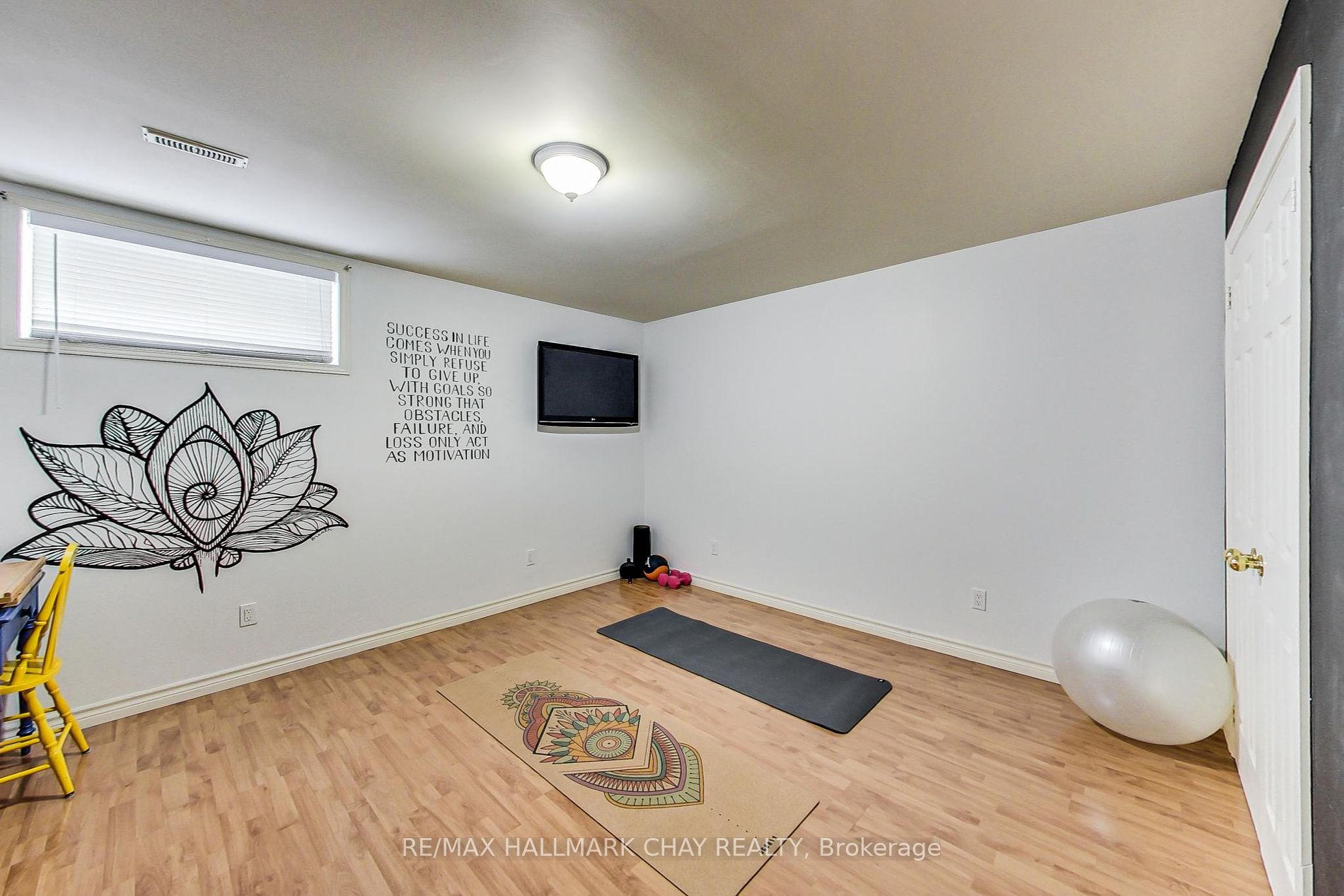 25 Forest Dale Dr