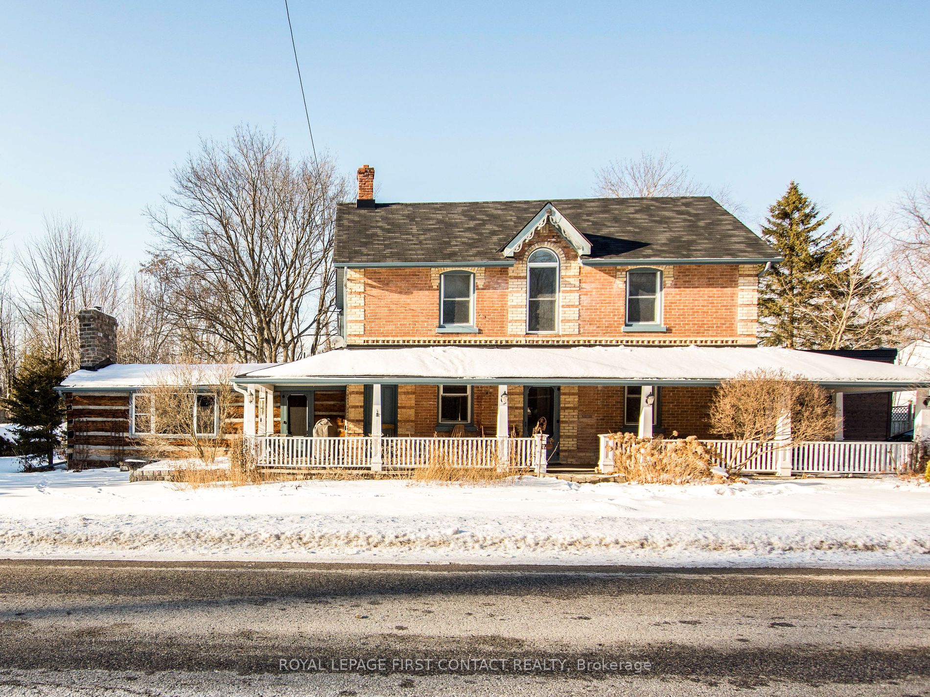 1832 Ridge Rd W